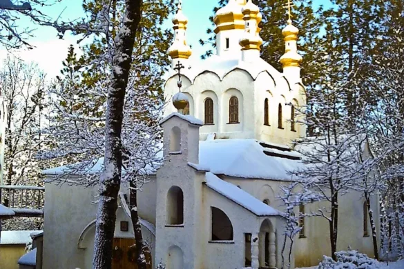 St-Herman-Monastery.